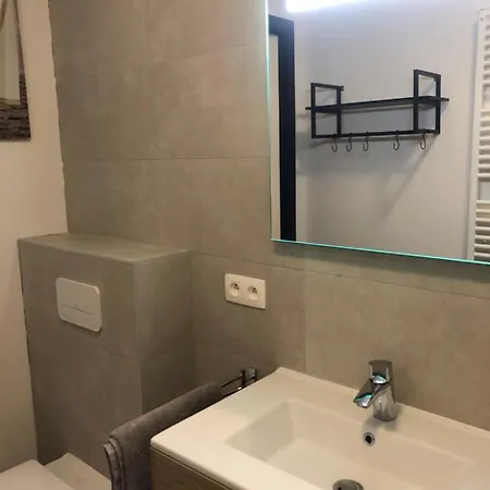 Appartement Luxestudio - Zeezicht - Groot Terras - Zwembad *