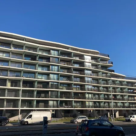 Appartement Luxestudio - Zeezicht - Groot Terras - Zwembad