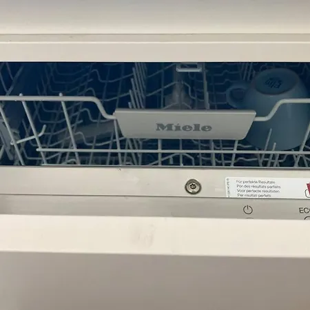 Luxury Seaview - Large Terrace- Swimming Pool - Parking Apartment Ostend