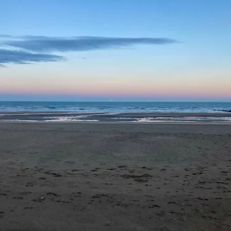 Apartment Luxury Seaview - Large Terrace- Swimming Pool - Parking