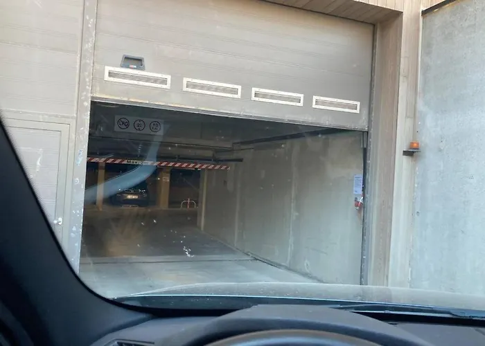 Luxury Seaview - Large Terrace- Swimming Pool - Parking