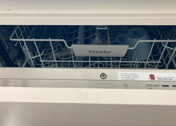 Luxury Seaview - Large Terrace- Swimming Pool - Parking 公寓 奥斯滕德