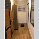 Luxury Seaview - Large Terrace- Swimming Pool - Parking Apartment