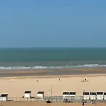 Luxury Seaview - Large Terrace- Swimming Pool - Parking *